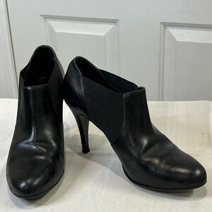 J Crew black leather heel ankle booties size 9.5